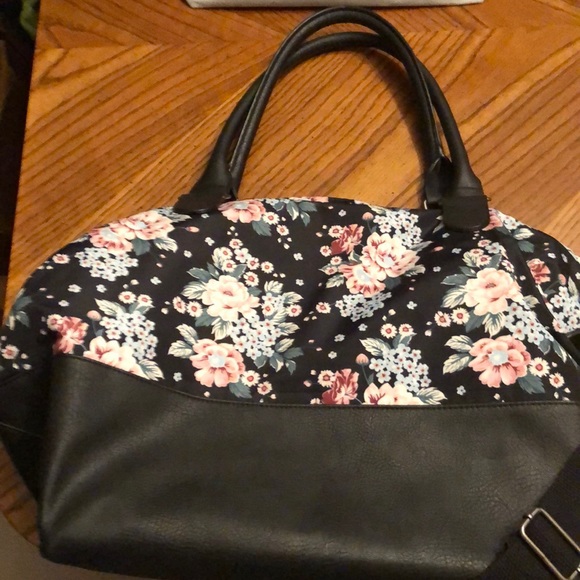 Handbag - Picture 2 of 3
